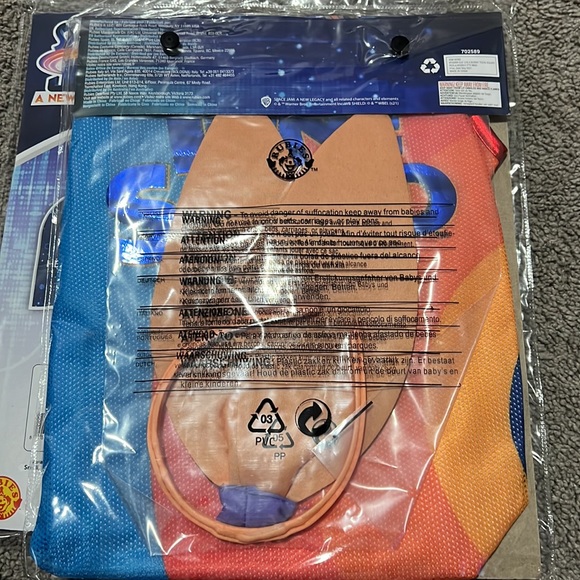 New SPACE JAM Lola Bunny Costume comes with a dress and a headpiece - Picture 2 of 2